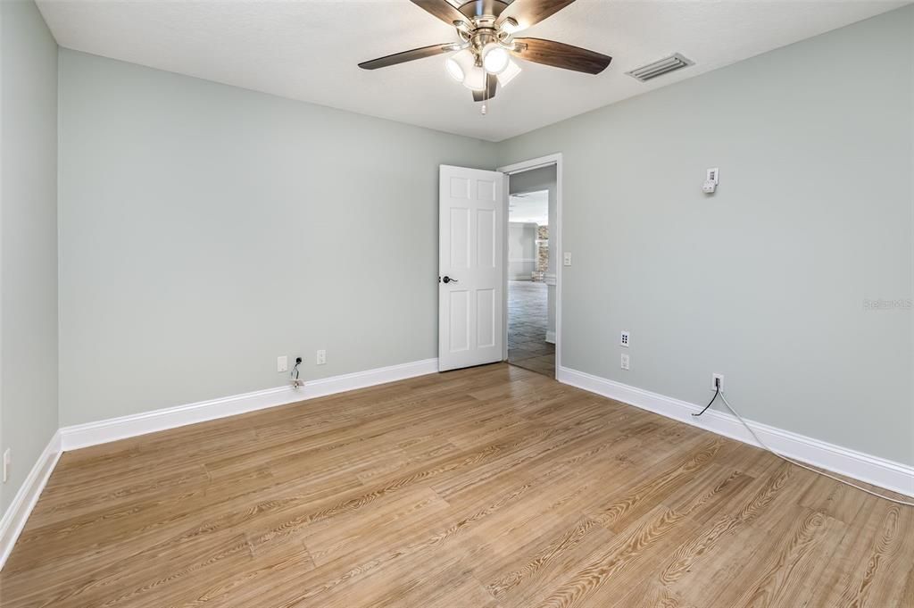 For Sale: $979,000 (3 beds, 3 baths, 3516 Square Feet)