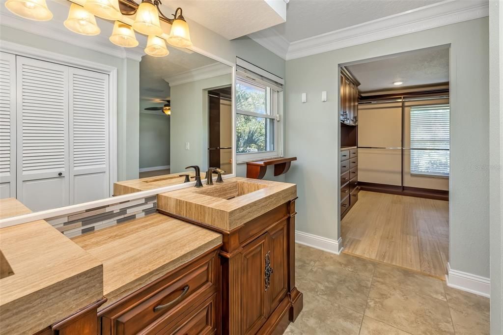 For Sale: $979,000 (3 beds, 3 baths, 3516 Square Feet)