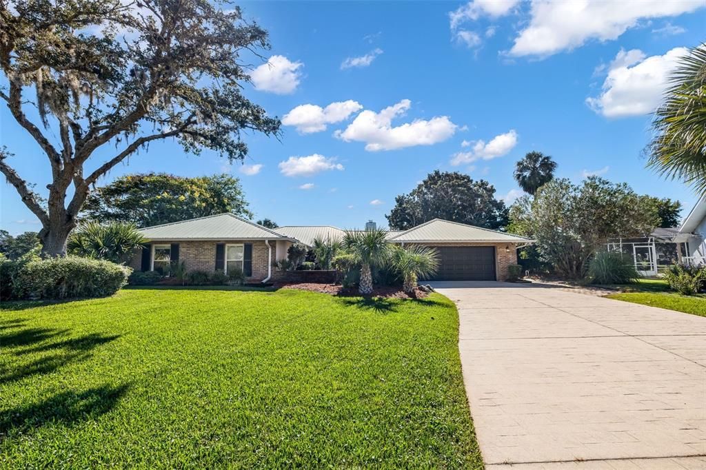 For Sale: $979,000 (3 beds, 3 baths, 3516 Square Feet)