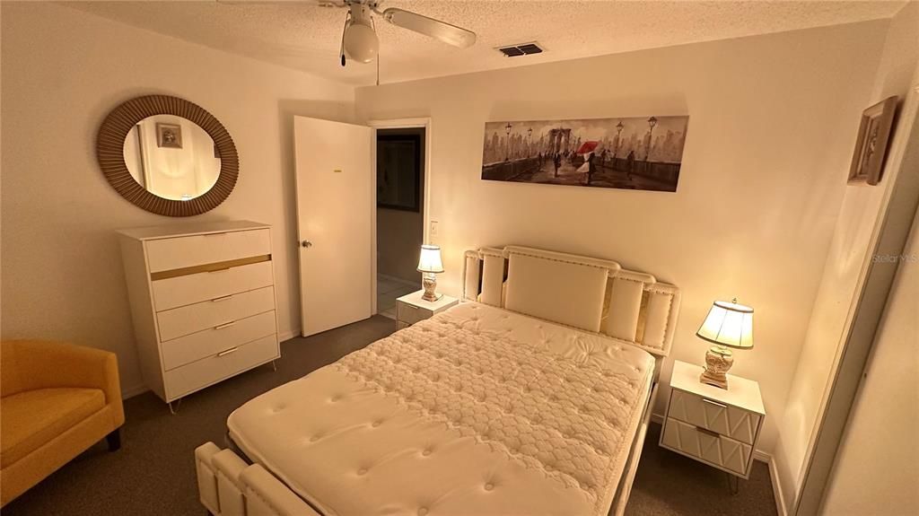 En Venta: $410,000 (3 camas, 2 baños, 1484 Pies cuadrados)