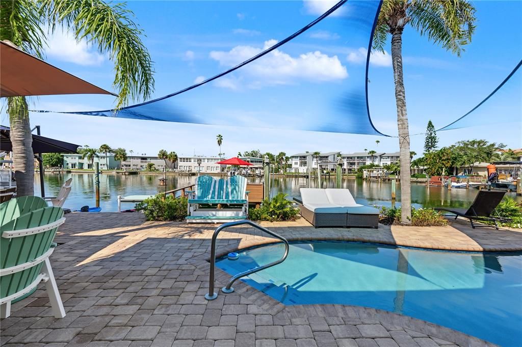 En Venta: $1,599,000 (3 camas, 2 baños, 2864 Pies cuadrados)