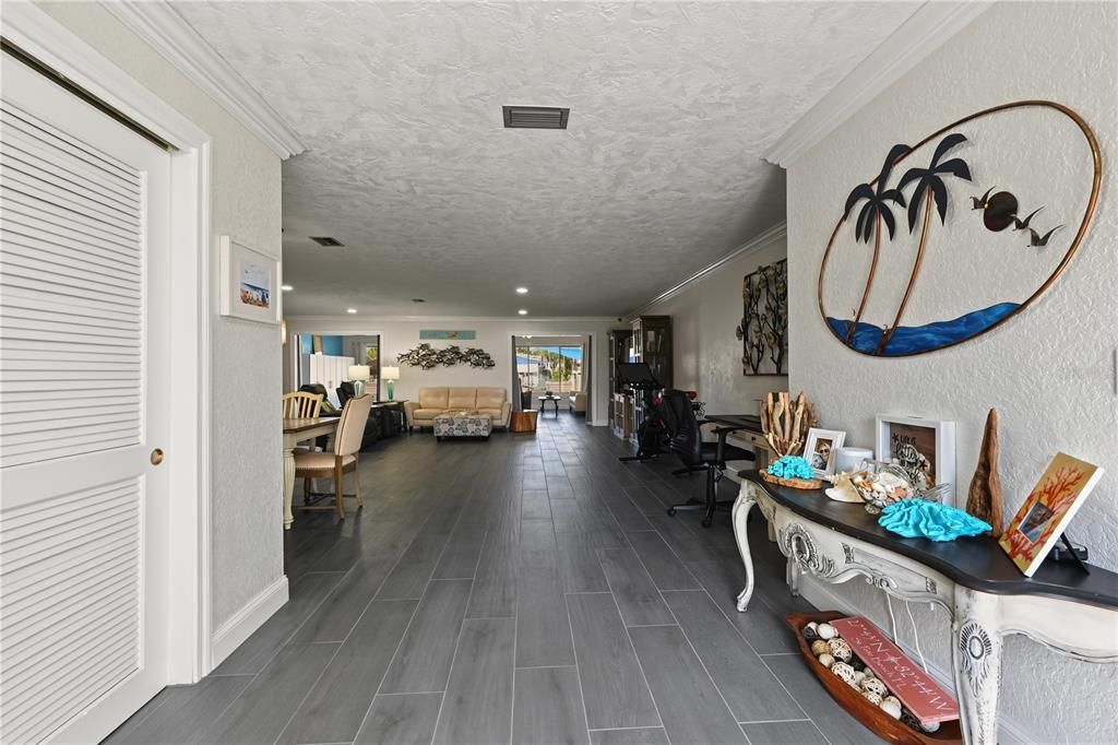 En Venta: $1,599,000 (3 camas, 2 baños, 2864 Pies cuadrados)