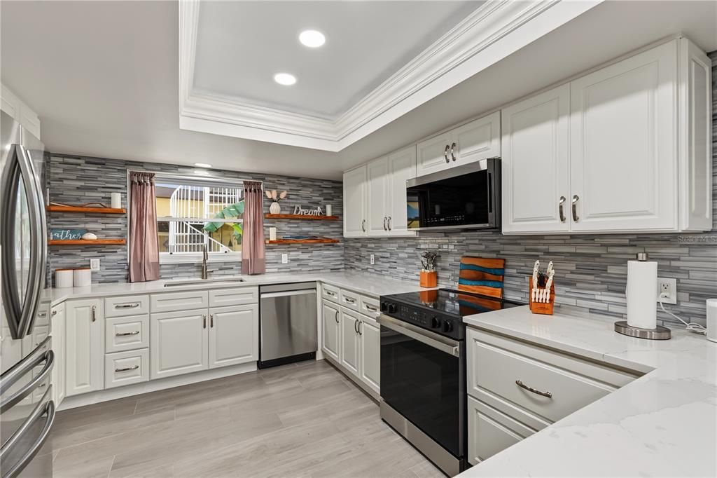 En Venta: $1,599,000 (3 camas, 2 baños, 2864 Pies cuadrados)
