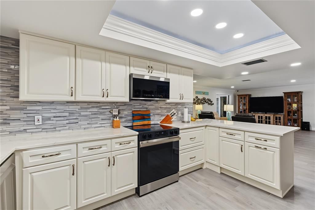 En Venta: $1,599,000 (3 camas, 2 baños, 2864 Pies cuadrados)