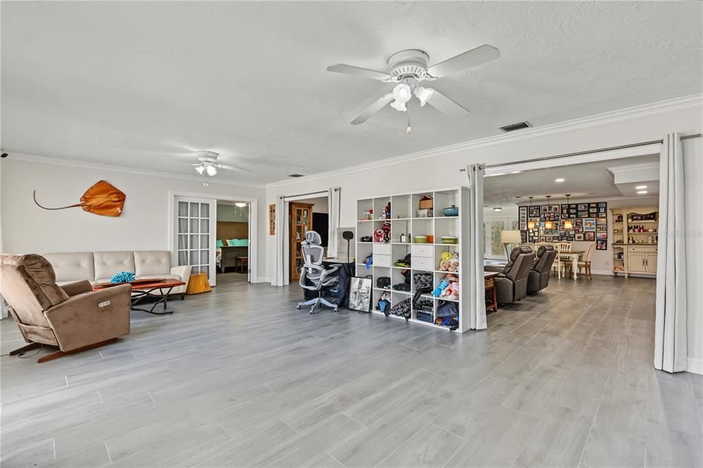 En Venta: $1,599,000 (3 camas, 2 baños, 2864 Pies cuadrados)