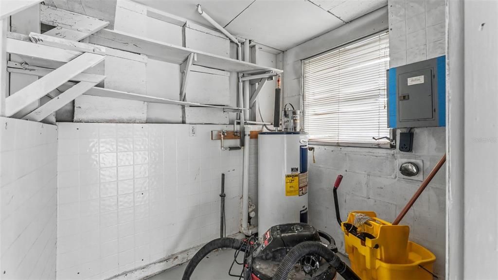 На продажу: $219,900 (3 спален, 1 ванн, 1222 Квадратных фут)