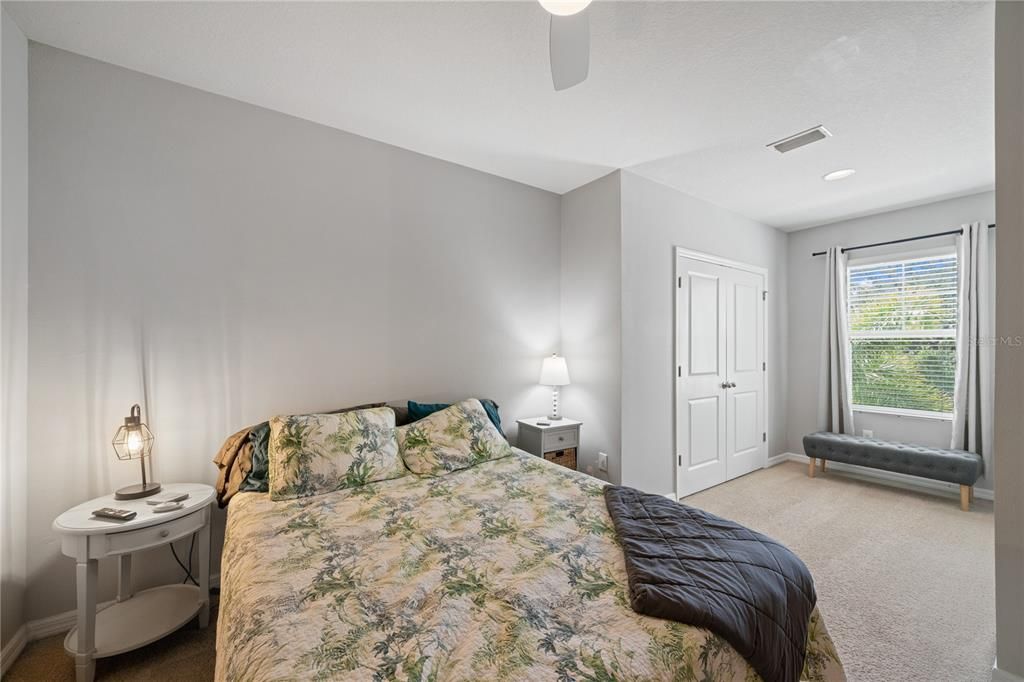 На продажу: $355,000 (3 спален, 2 ванн, 1724 Квадратных фут)
