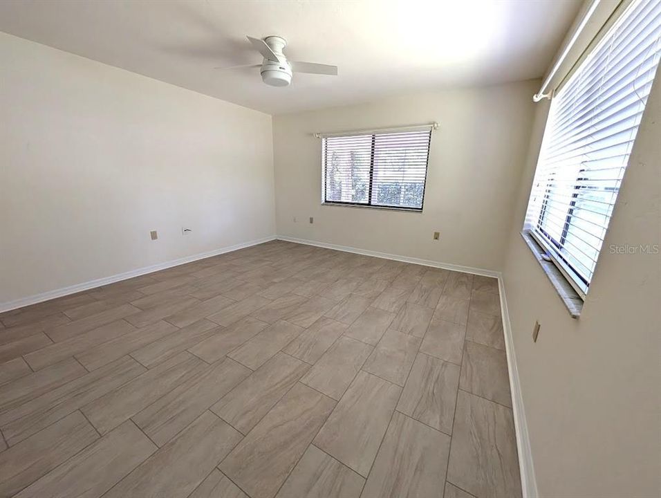 For Rent: $2,300 (3 beds, 2 baths, 2158 Square Feet)