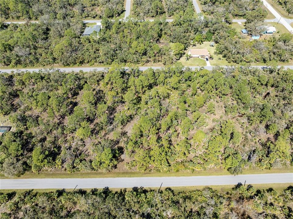 待售: $39,900 (0.27 acres)