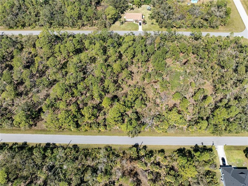 待售: $39,900 (0.27 acres)