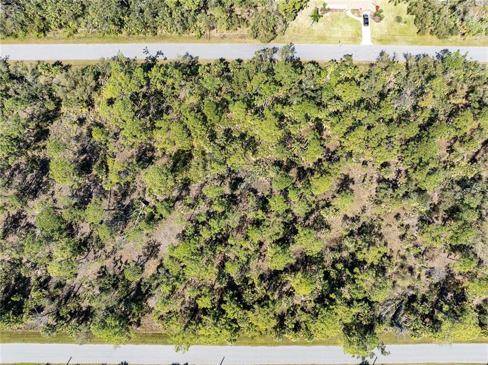 待售: $39,900 (0.27 acres)