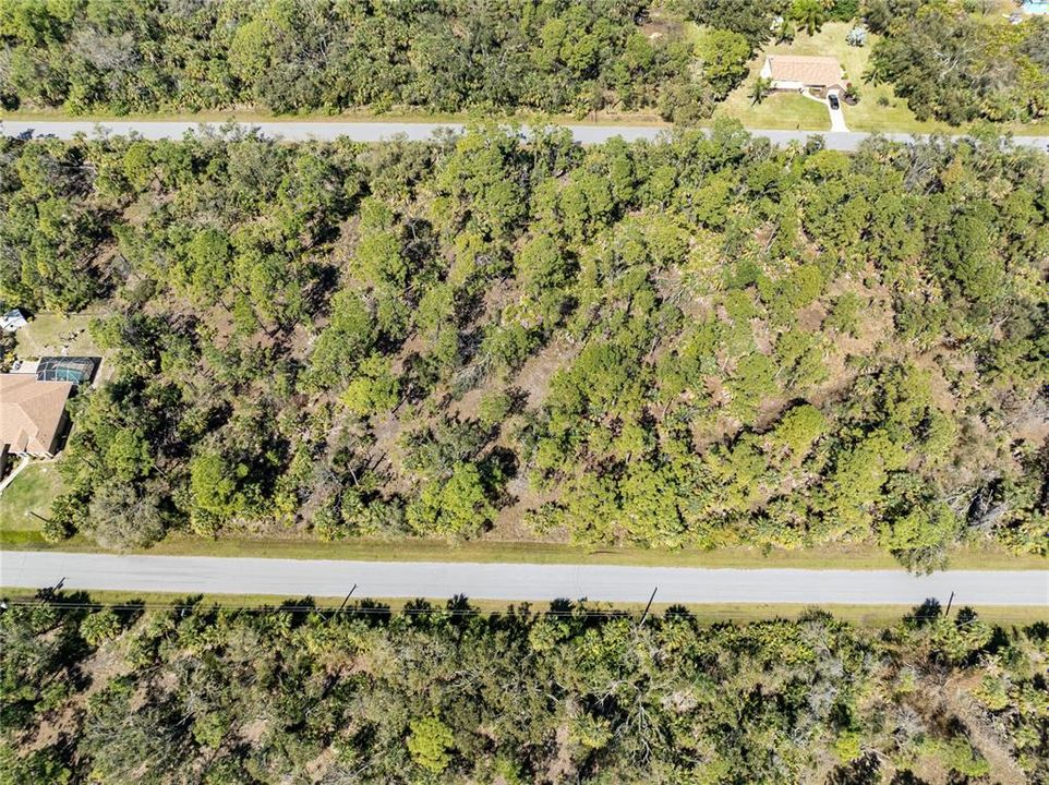 待售: $39,900 (0.27 acres)