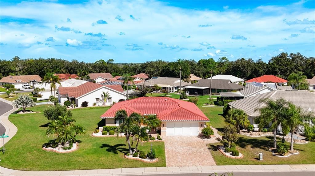 For Sale: $335,000 (2 beds, 2 baths, 1769 Square Feet)
