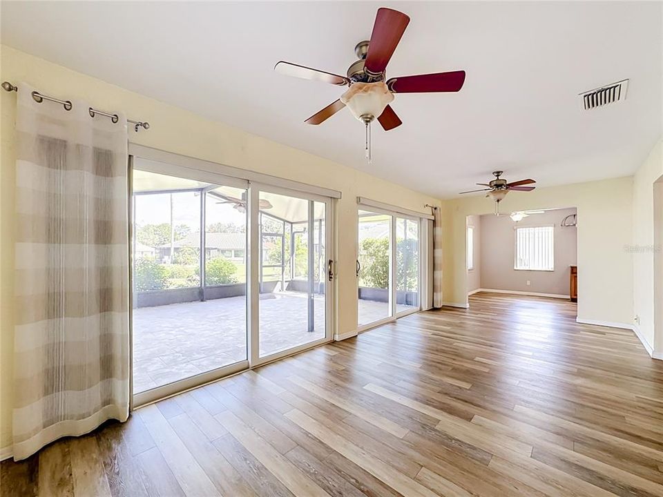 For Sale: $335,000 (2 beds, 2 baths, 1769 Square Feet)