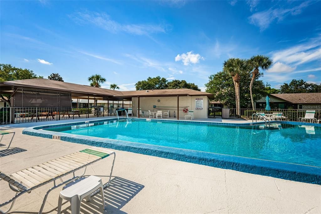 For Sale: $369,900 (2 beds, 2 baths, 1110 Square Feet)