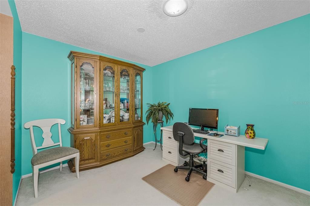 For Sale: $369,900 (2 beds, 2 baths, 1110 Square Feet)