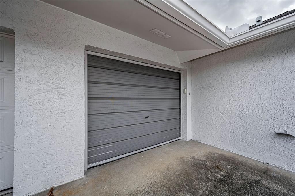 For Sale: $369,900 (2 beds, 2 baths, 1110 Square Feet)