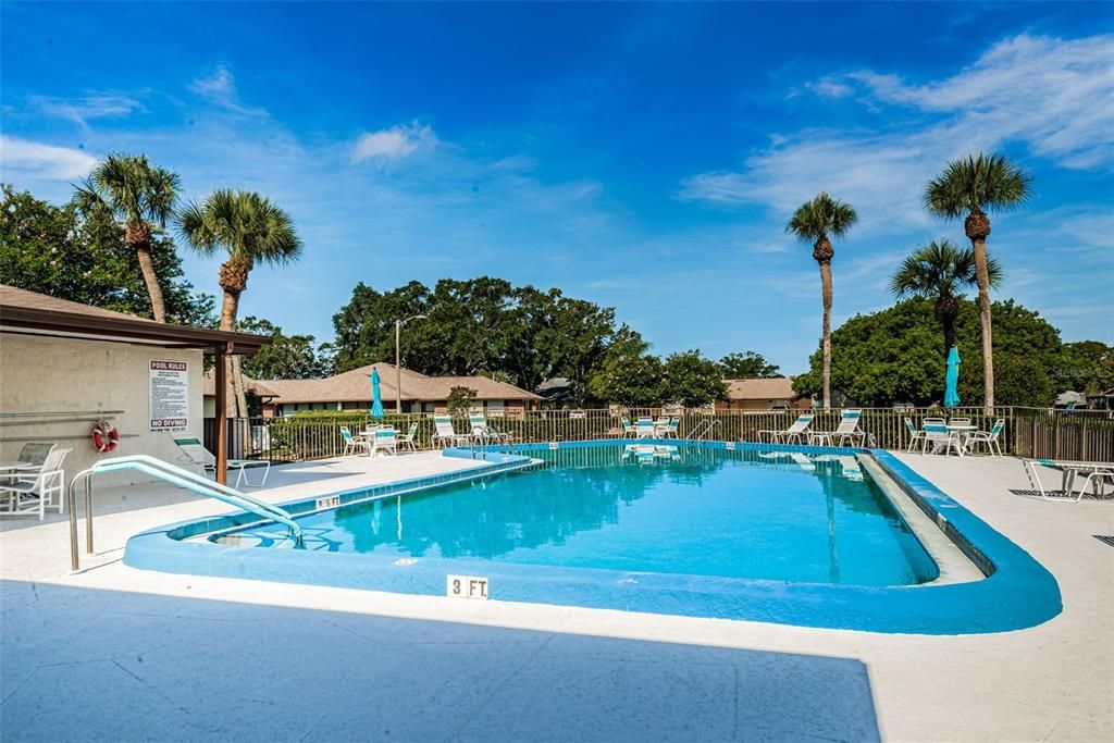 For Sale: $369,900 (2 beds, 2 baths, 1110 Square Feet)