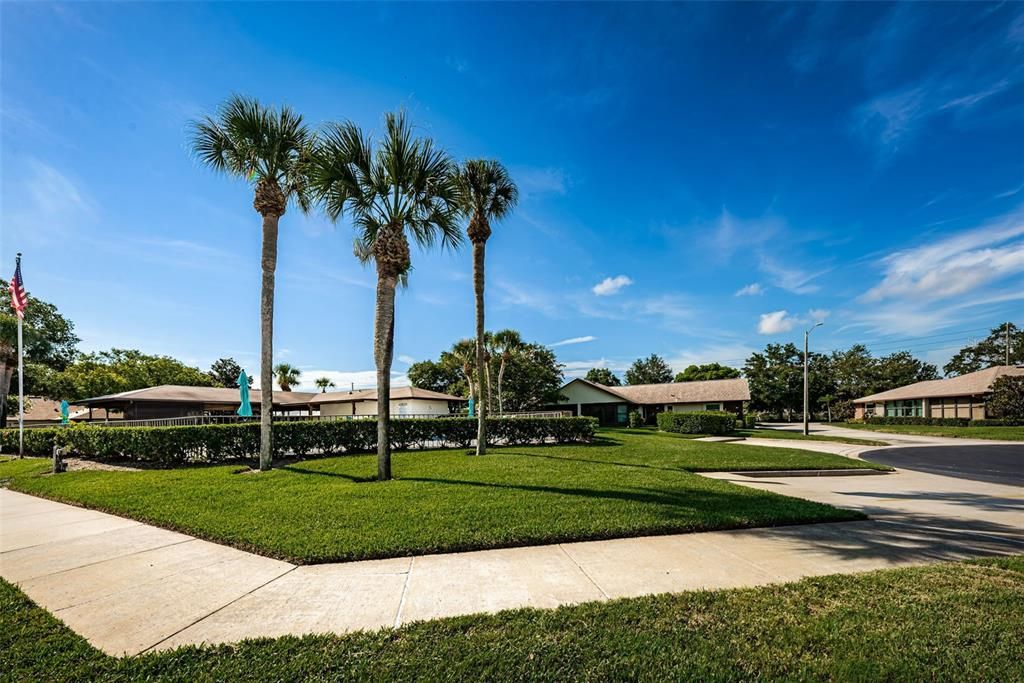 For Sale: $369,900 (2 beds, 2 baths, 1110 Square Feet)