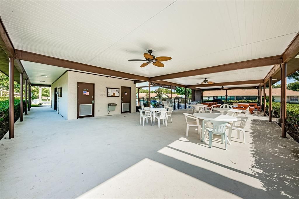 For Sale: $369,900 (2 beds, 2 baths, 1110 Square Feet)