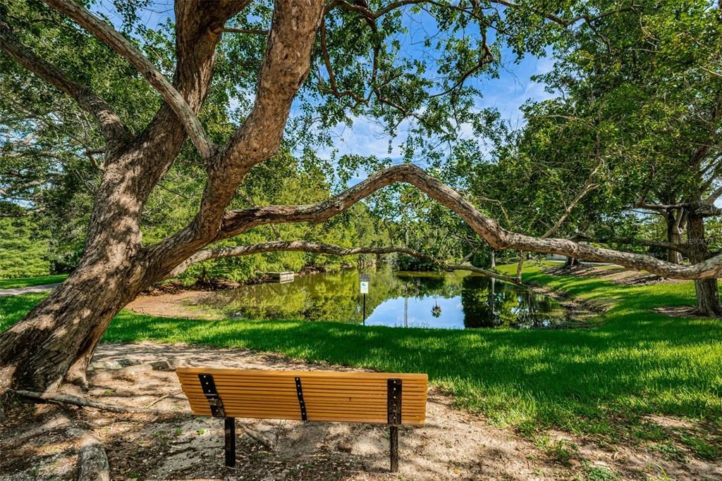 For Sale: $369,900 (2 beds, 2 baths, 1110 Square Feet)