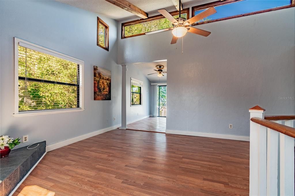 For Rent: $2,295 (2 beds, 2 baths, 1940 Square Feet)