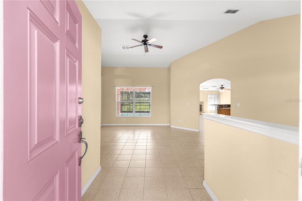 En Venta: $349,990 (3 camas, 2 baños, 1850 Pies cuadrados)
