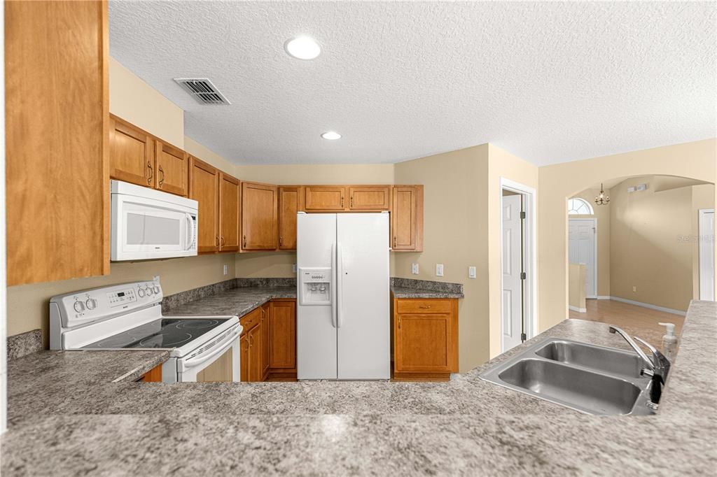 En Venta: $349,990 (3 camas, 2 baños, 1850 Pies cuadrados)