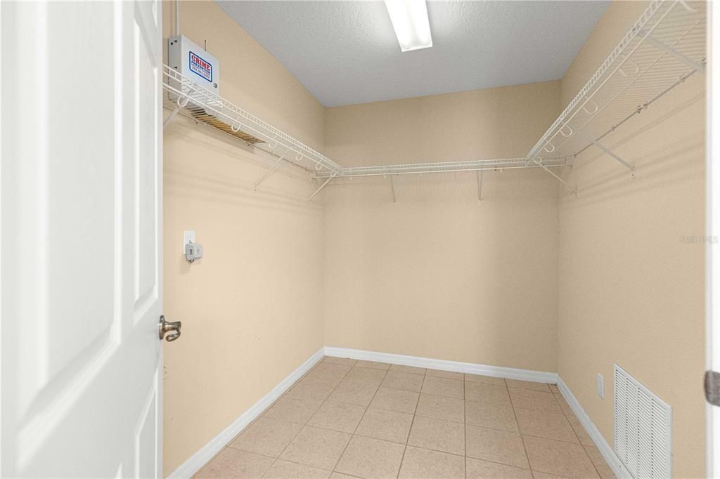 En Venta: $349,990 (3 camas, 2 baños, 1850 Pies cuadrados)