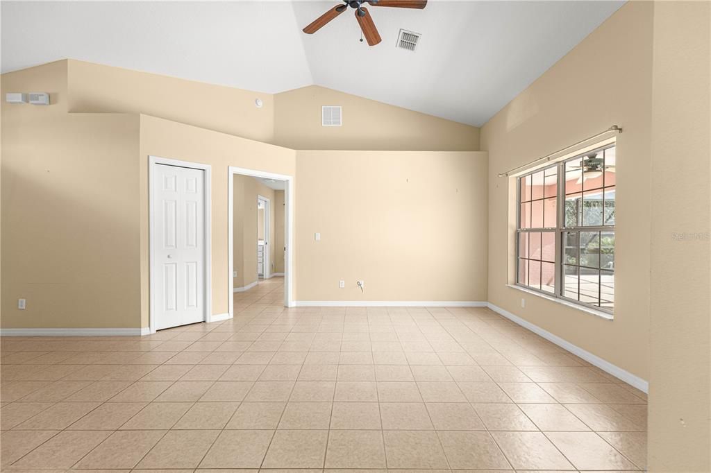 En Venta: $349,990 (3 camas, 2 baños, 1850 Pies cuadrados)