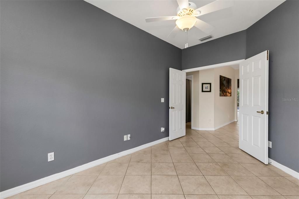 For Sale: $319,000 (2 beds, 2 baths, 1606 Square Feet)