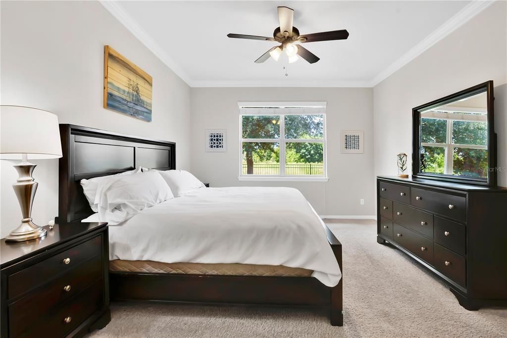 En Venta: $599,000 (4 camas, 2 baños, 2014 Pies cuadrados)