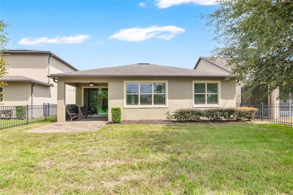 En Venta: $599,000 (4 camas, 2 baños, 2014 Pies cuadrados)