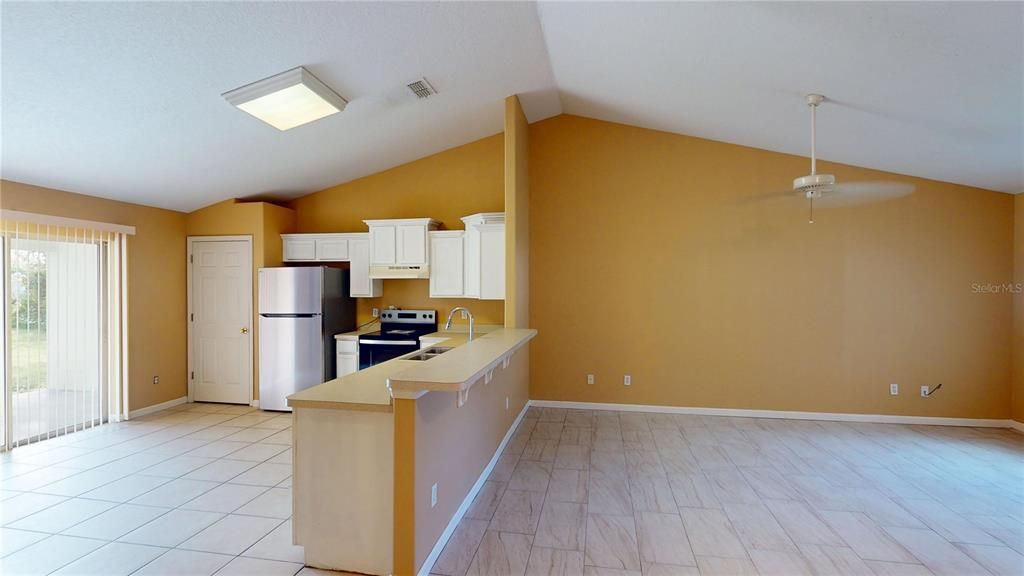 For Sale: $549,900 (6 beds, 0 baths, 2775 Square Feet)