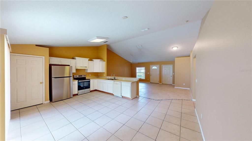 For Sale: $549,900 (6 beds, 0 baths, 2775 Square Feet)