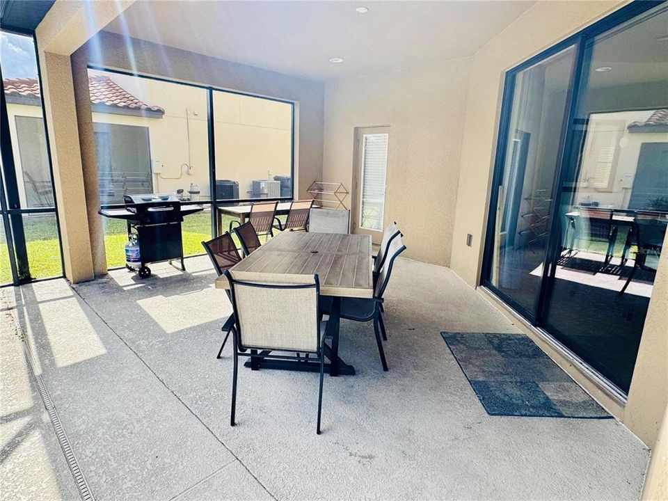 En Venta: $480,000 (5 camas, 4 baños, 2333 Pies cuadrados)