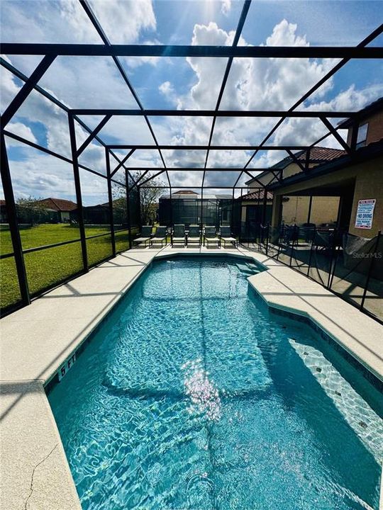En Venta: $480,000 (5 camas, 4 baños, 2333 Pies cuadrados)
