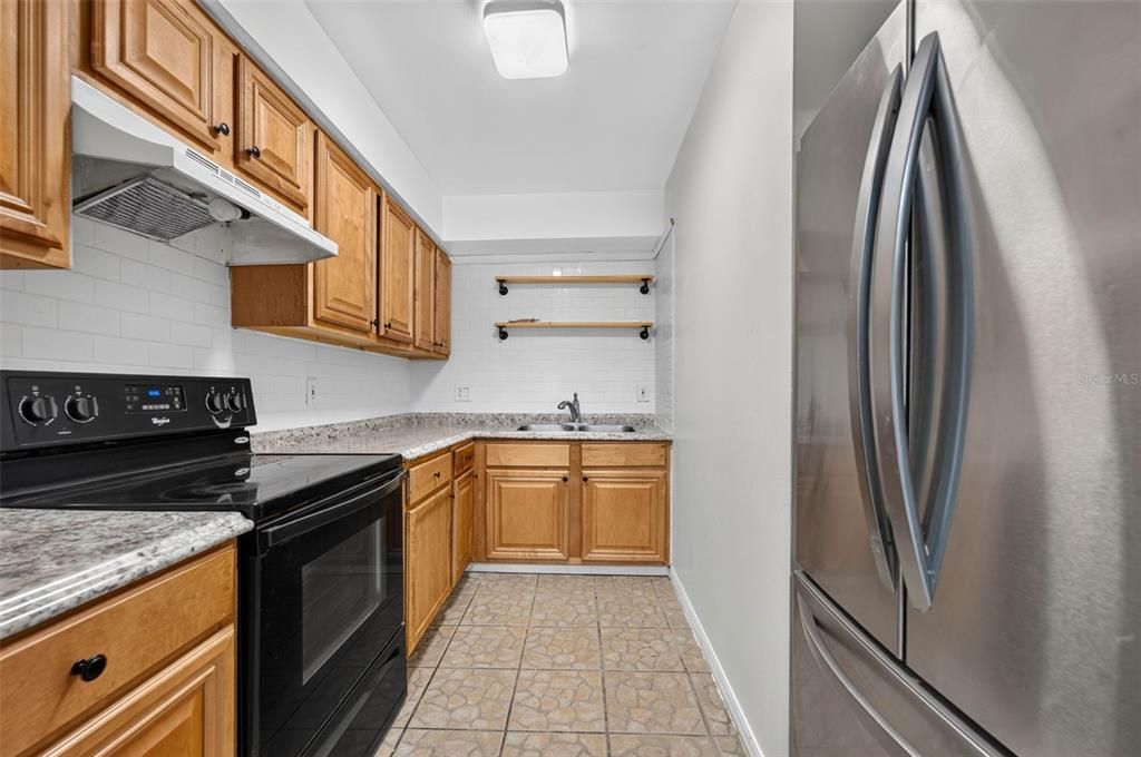 En Venta: $555,000 (0 camas, 0 baños, 2112 Pies cuadrados)