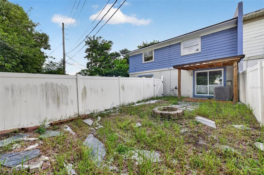 En Venta: $555,000 (0 camas, 0 baños, 2112 Pies cuadrados)