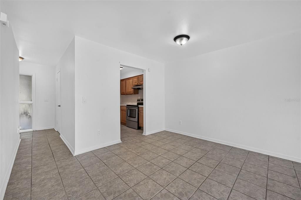 En Venta: $555,000 (0 camas, 0 baños, 2112 Pies cuadrados)