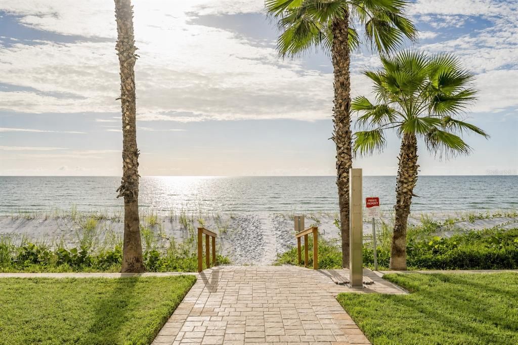 En Venta: $1,300,000 (3 camas, 2 baños, 1622 Pies cuadrados)
