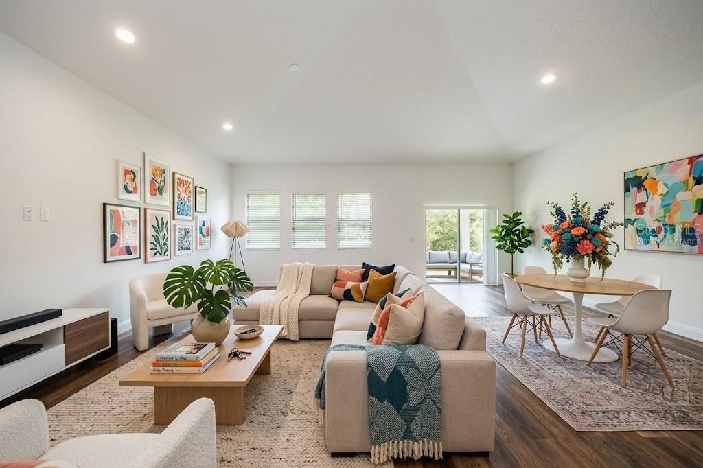 For Sale: $299,000 (3 beds, 2 baths, 1740 Square Feet)
