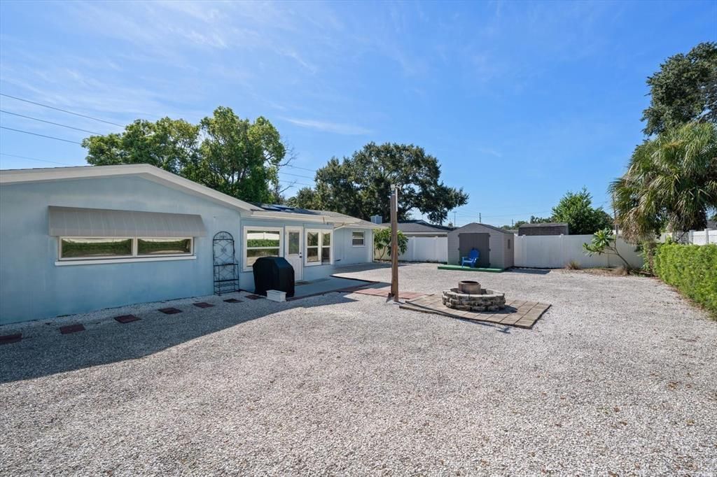 En Venta: $575,000 (3 camas, 2 baños, 1728 Pies cuadrados)