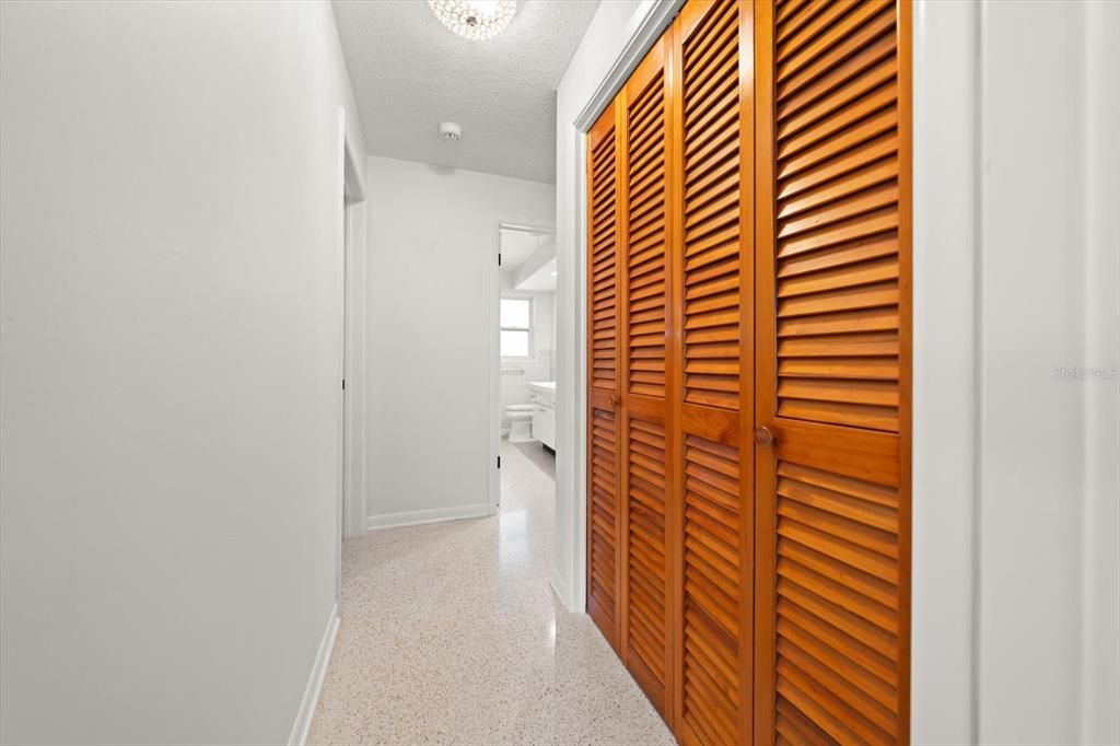 En Venta: $575,000 (3 camas, 2 baños, 1728 Pies cuadrados)