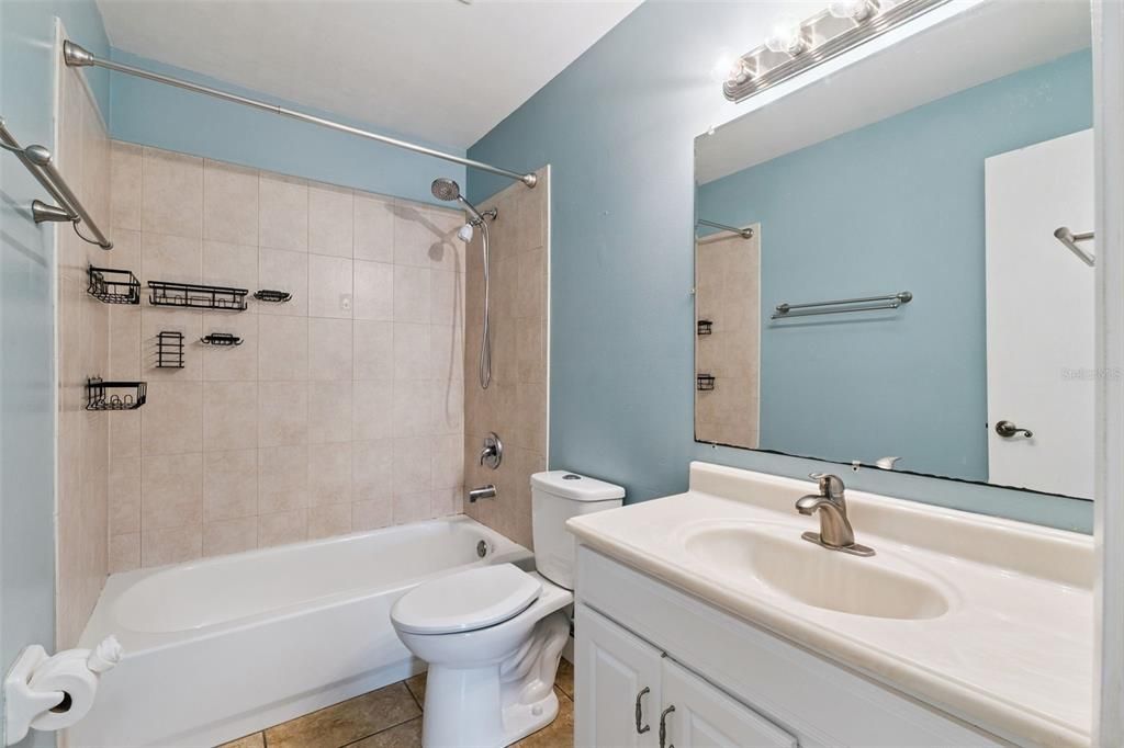 For Sale: $349,000 (3 beds, 2 baths, 1168 Square Feet)