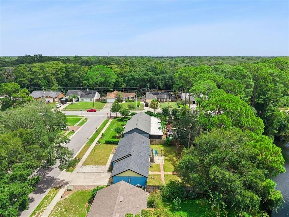 For Sale: $349,000 (3 beds, 2 baths, 1168 Square Feet)