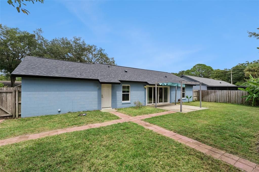 For Sale: $349,000 (3 beds, 2 baths, 1168 Square Feet)