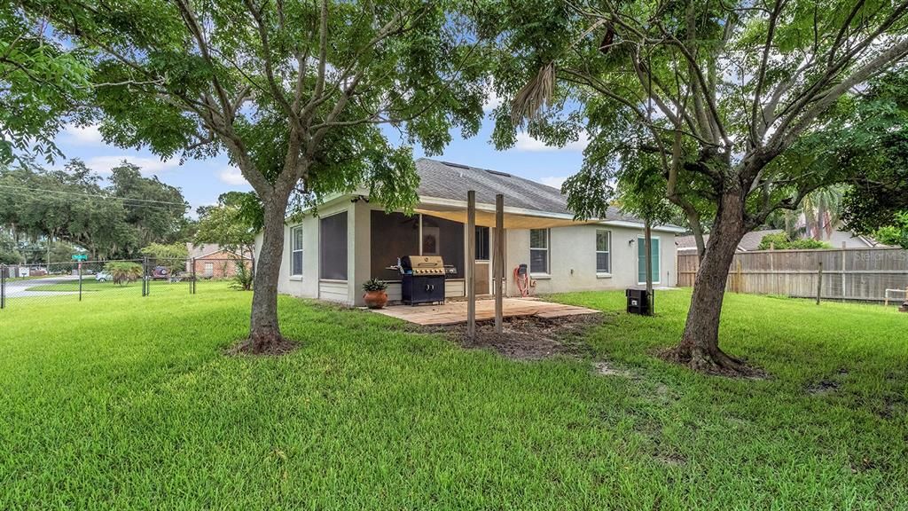 For Sale: $340,000 (3 beds, 2 baths, 1392 Square Feet)