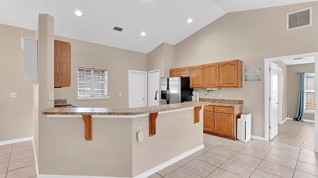 For Sale: $340,000 (3 beds, 2 baths, 1392 Square Feet)