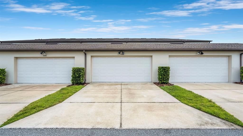 For Sale: $300,000 (2 beds, 2 baths, 1464 Square Feet)
